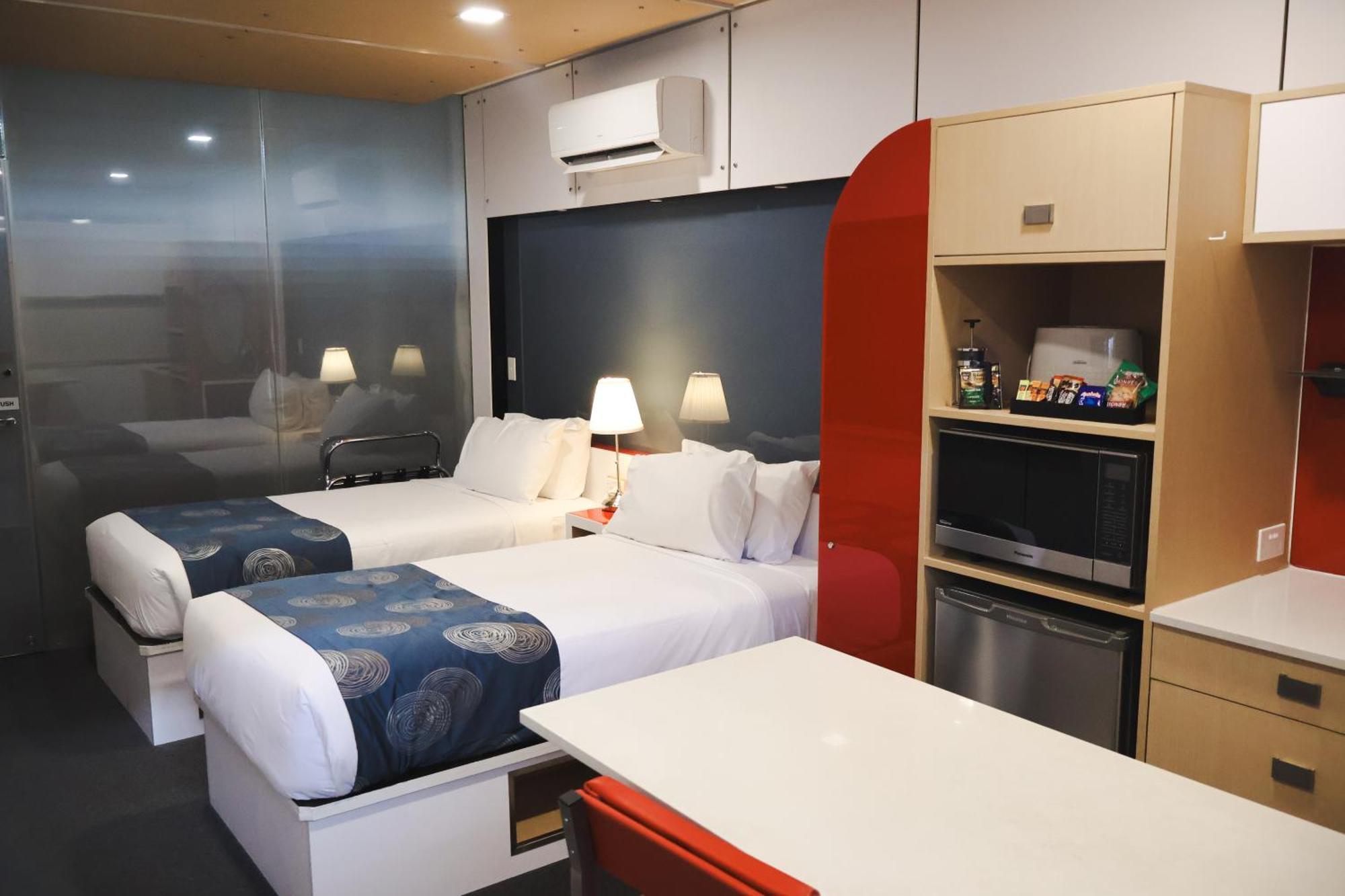 Stay Motel - Formerly Room Motels กิมปี ภายนอก รูปภาพ