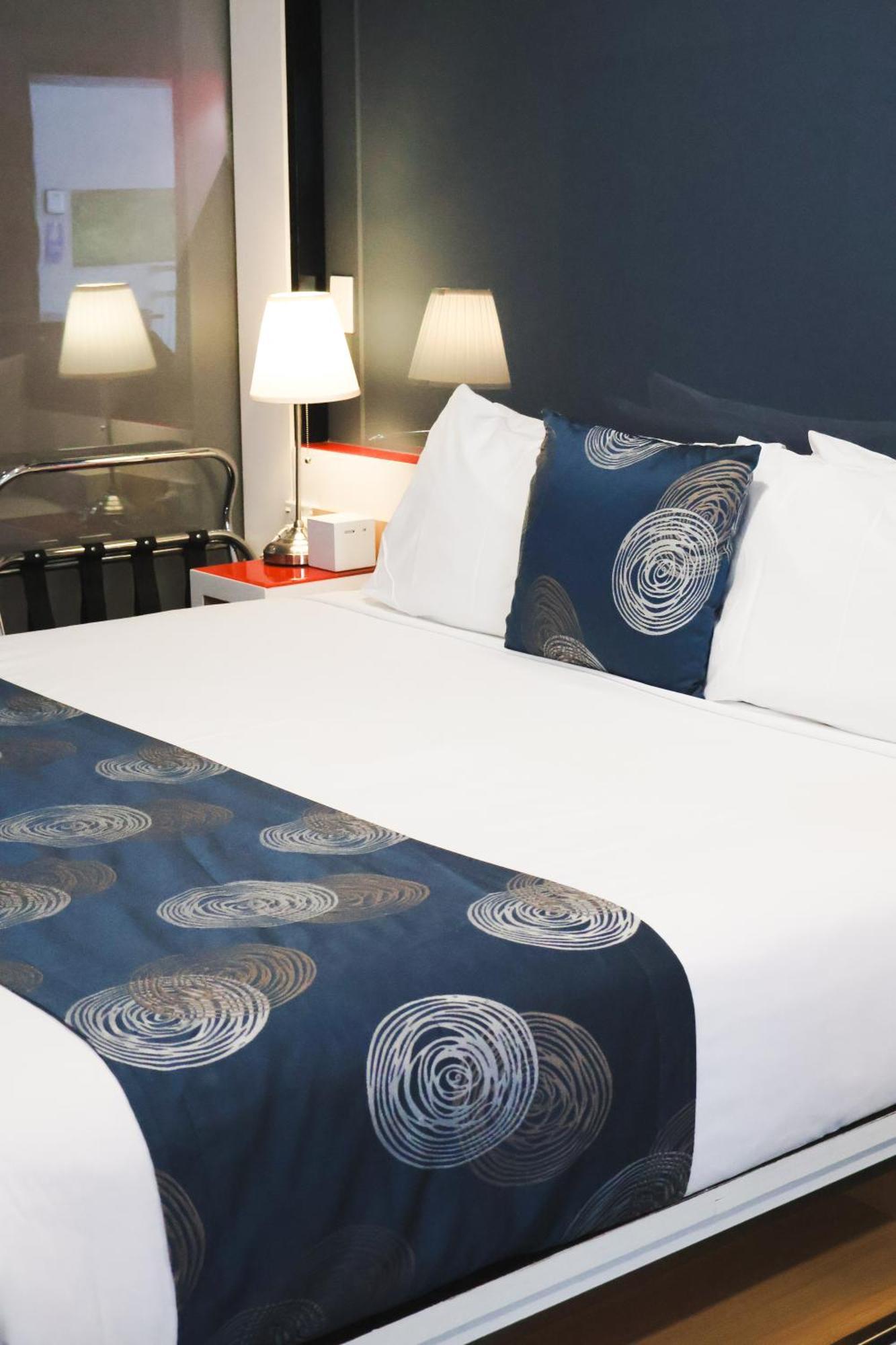 Stay Motel - Formerly Room Motels กิมปี ภายนอก รูปภาพ